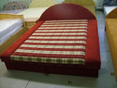 franciaagy_szivacsos.jpg franciaagy_szivacsos.jpg